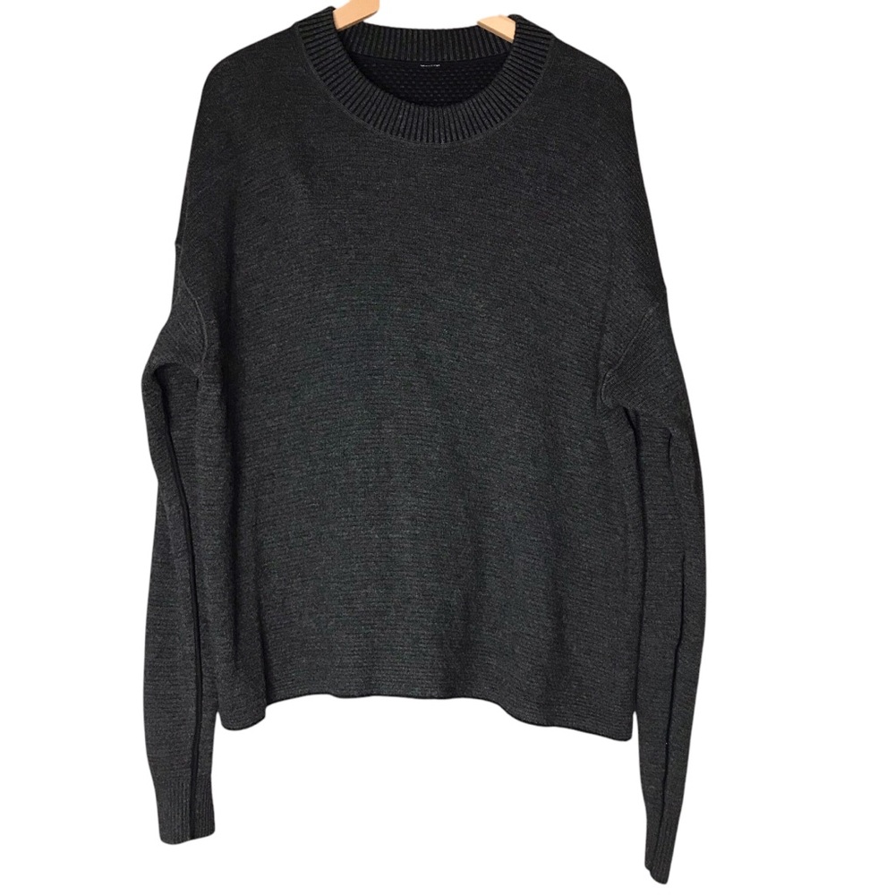 Women’s 12 Lululemon Reversible DoubleKnit Crew Neck Sweater Graphite - Picture 3 of 15